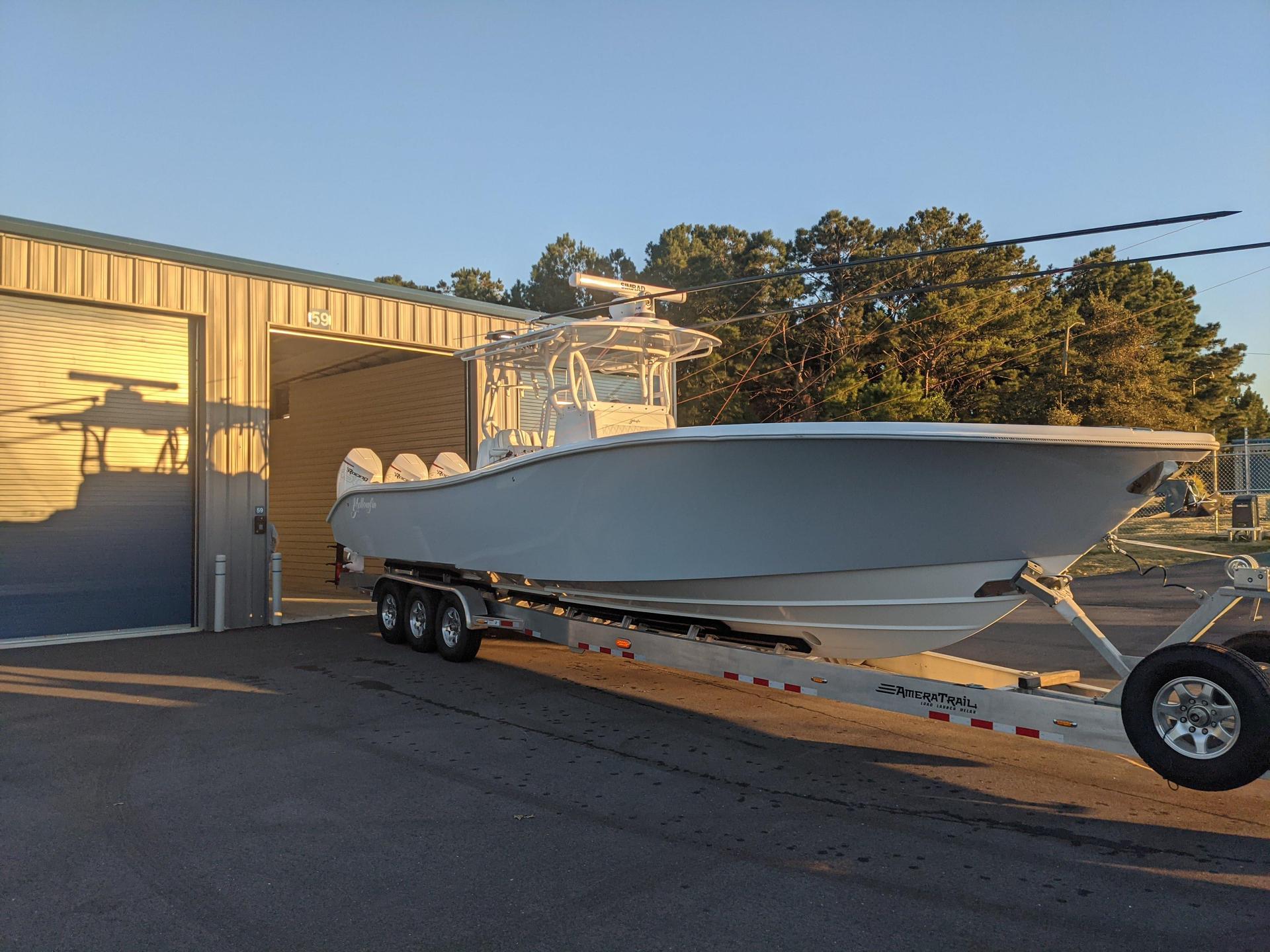 yellowfin center console outside